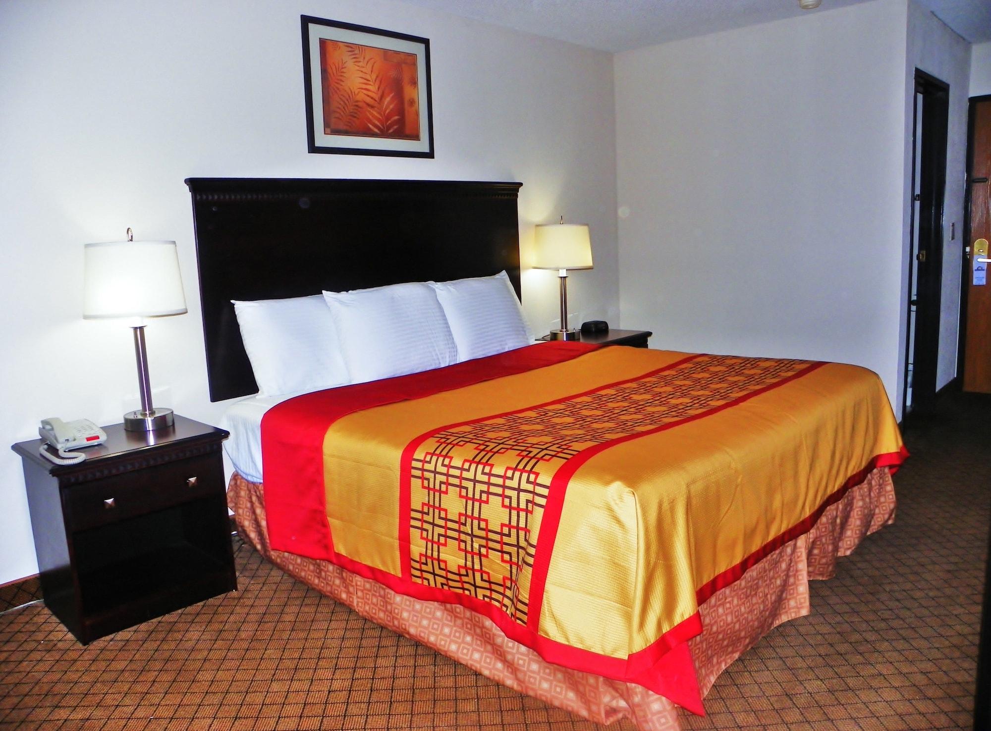 Royalton Inn & Suites Upper Sandusky מראה חיצוני תמונה
